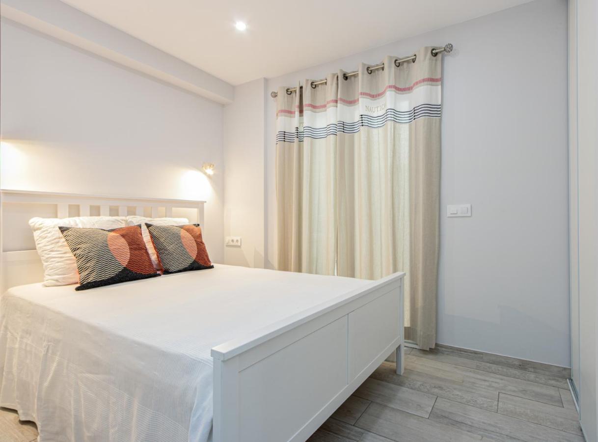 Central Apartment 2A 50M Beach Roses Bagian luar foto