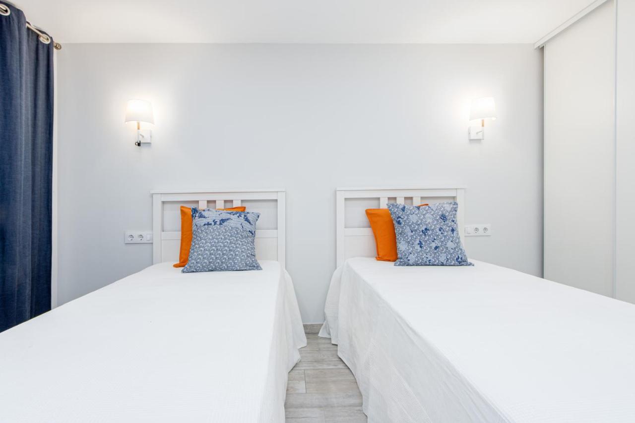 Central Apartment 2A 50M Beach Roses Bagian luar foto