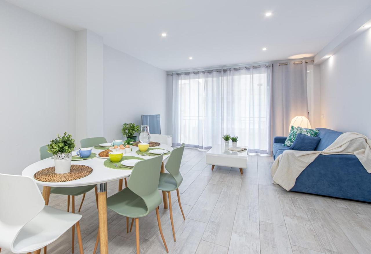 Central Apartment 2A 50M Beach Roses Bagian luar foto