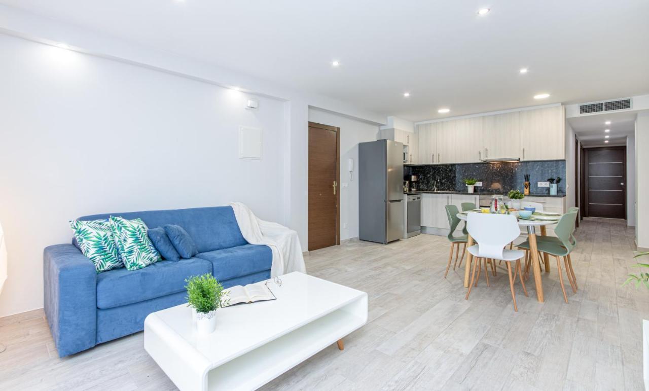 Central Apartment 2A 50M Beach Roses Bagian luar foto