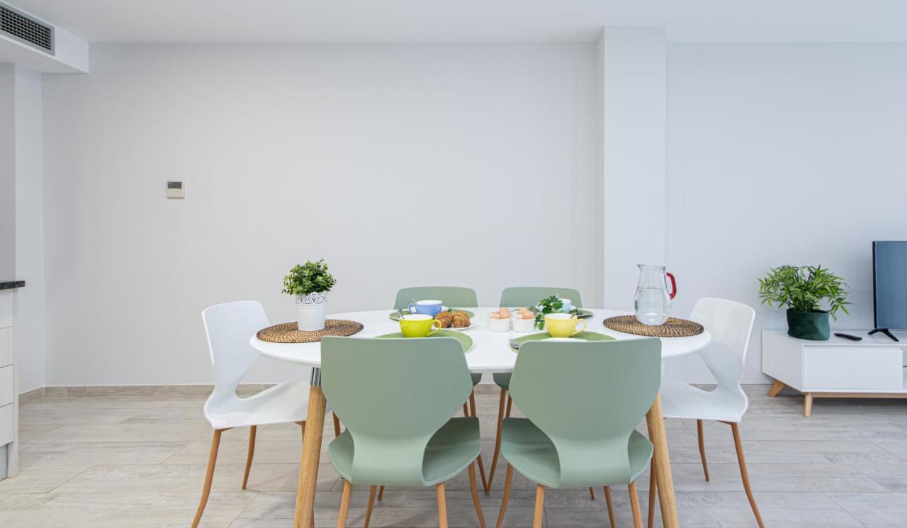 Central Apartment 2A 50M Beach Roses Bagian luar foto