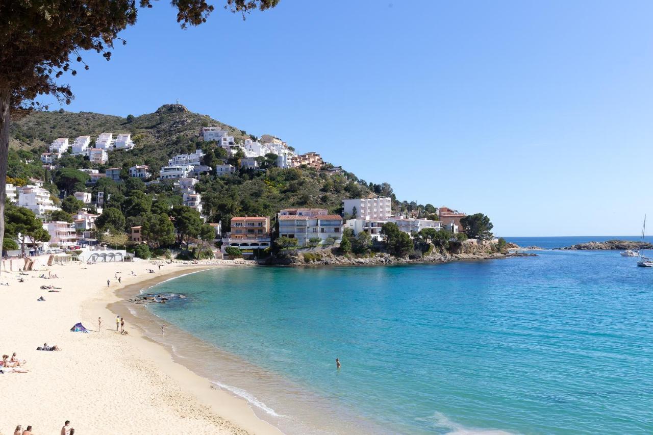 Central Apartment 2A 50M Beach Roses Bagian luar foto
